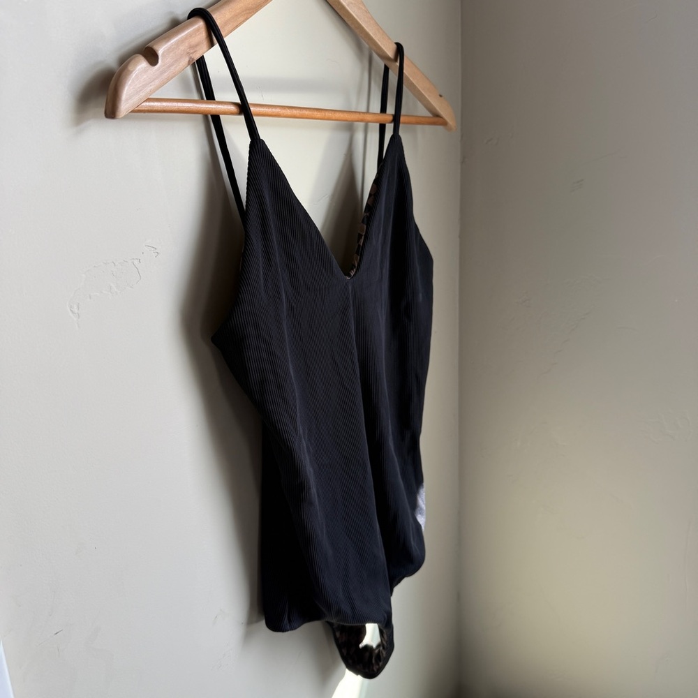 Mai One-piece ribbed bodysuit - Picture 5 of 8